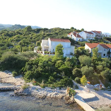 Grbin Apartment