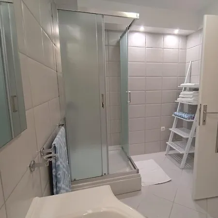 Grbin Apartment