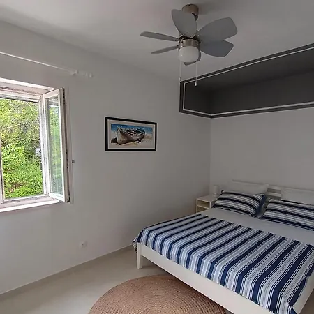 Grbin Apartment