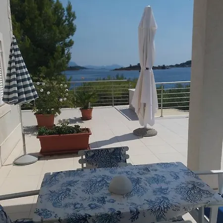 Grbin Apartment