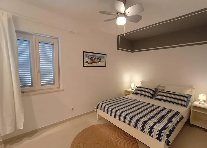 Grbin (adults Only) * Lumbarda